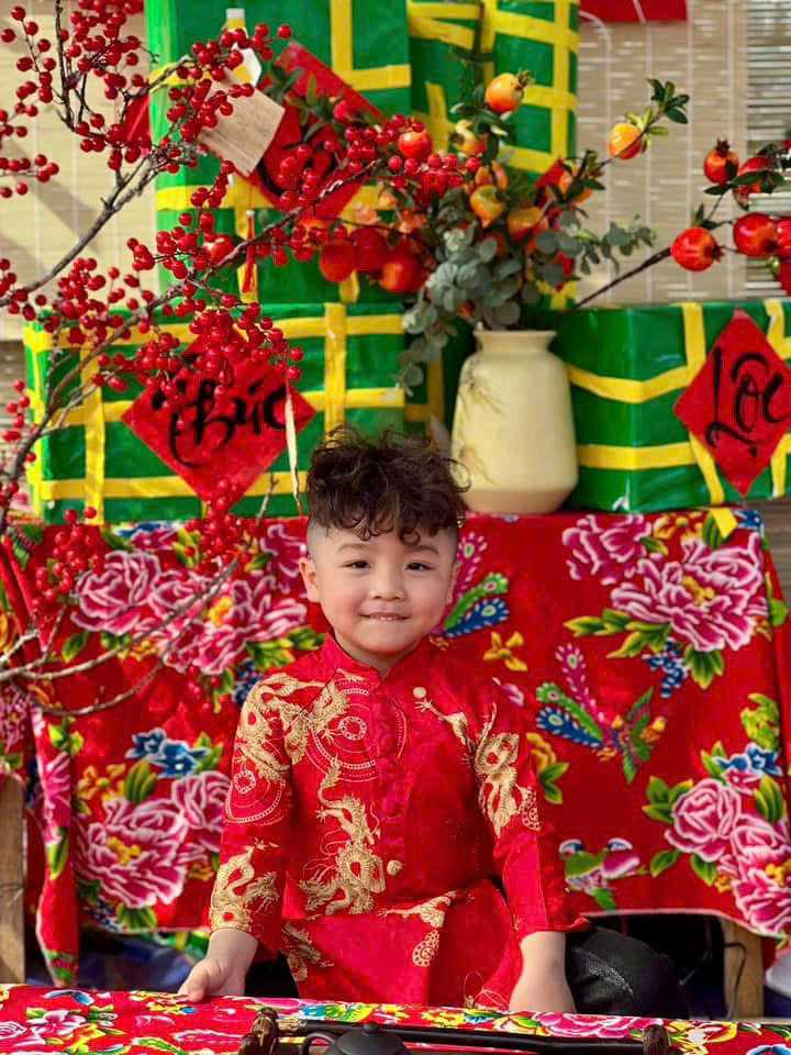 Mẫu nhí Minh Tuấn ghi dấu ấn với vai Khánh trong phim Tết Lặng