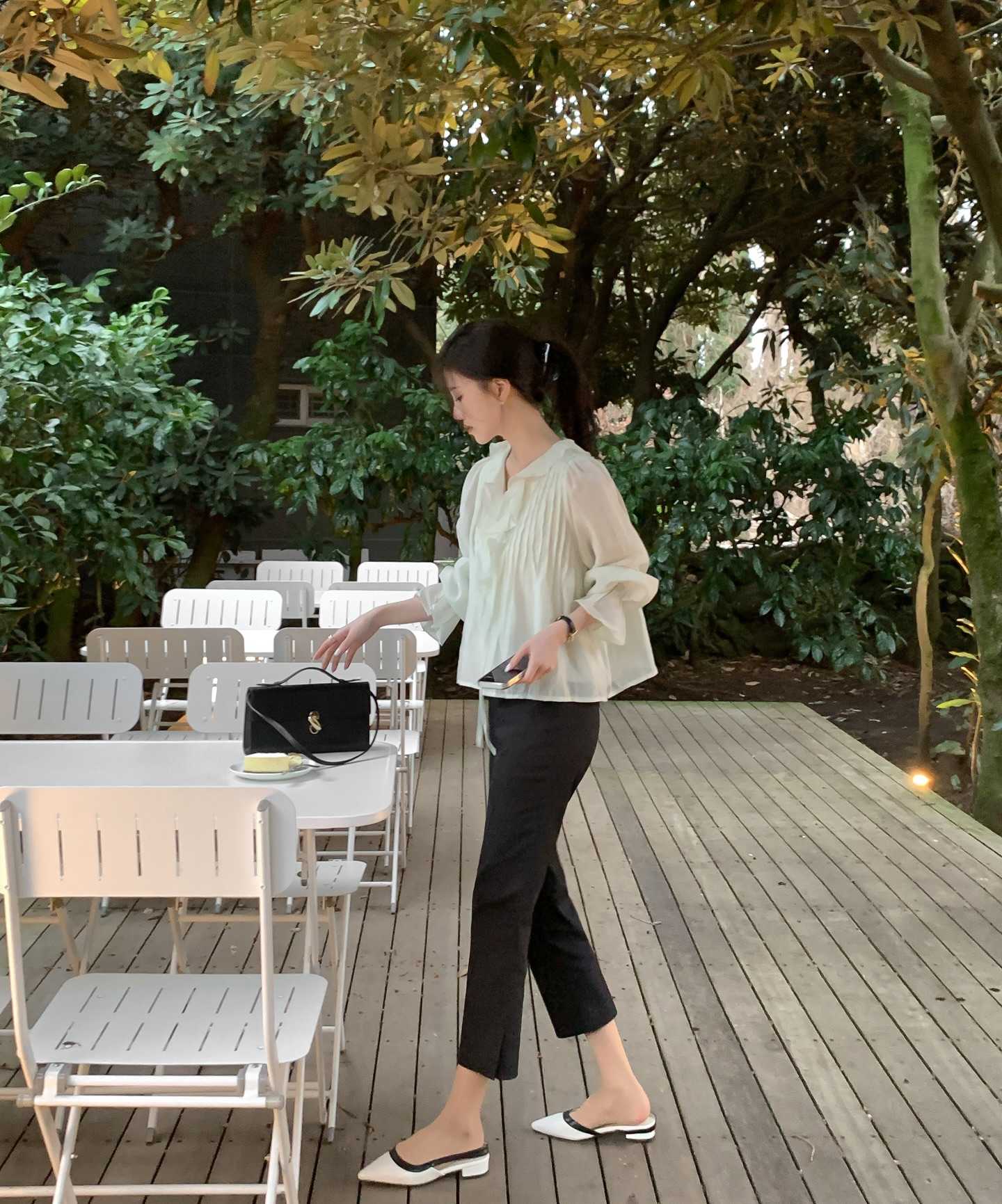 Bí quyết mặc đẹp mùa hè: 5 cách tôn dáng cho mọi chiều cao