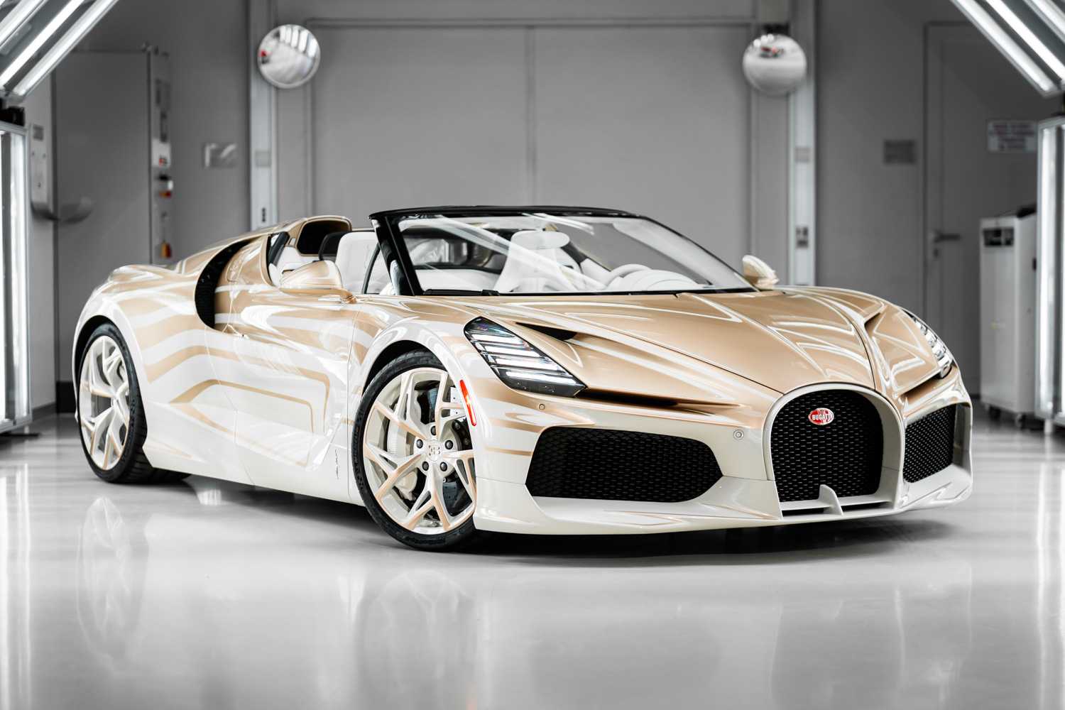 Kiệt tác Bugatti W16 Mistral ‘La Perle Rare’ độc đáo định hình nghệ thuật và di sản